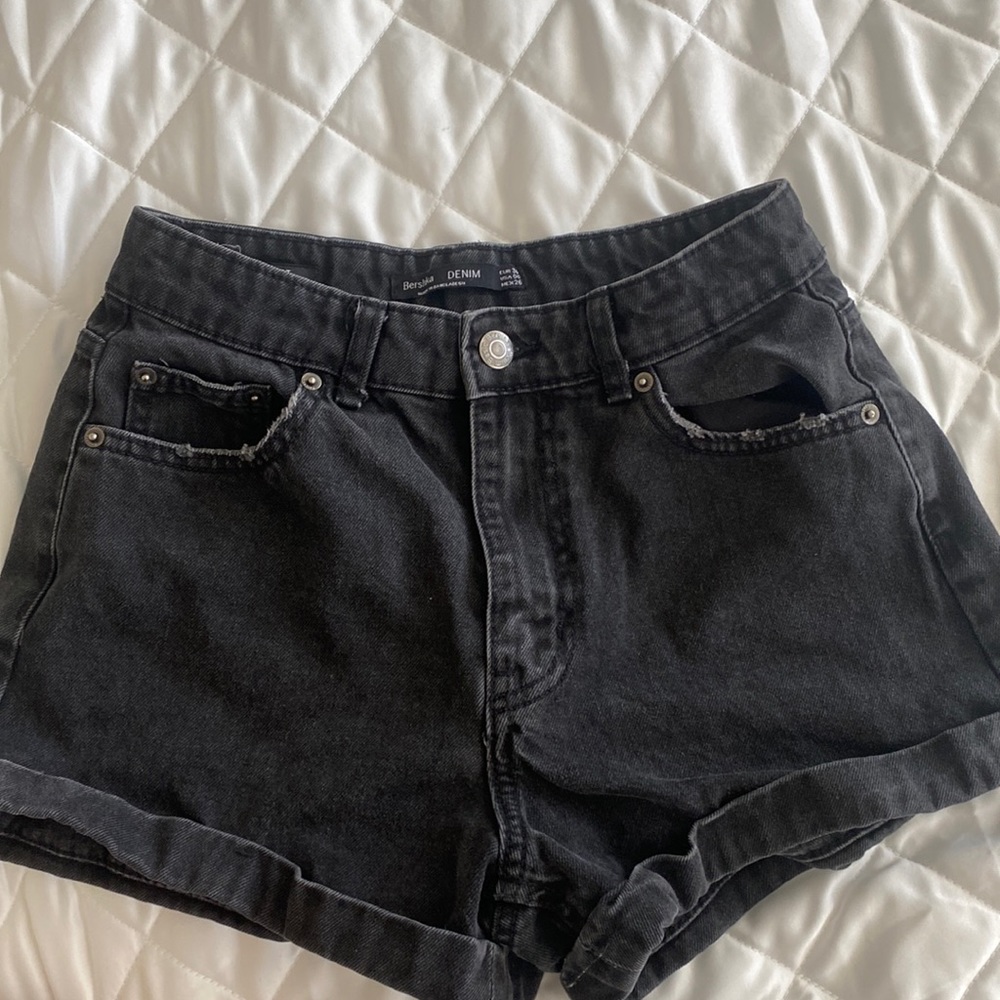 Bershka Jean shorts size Eur 36, and USA 04.  W